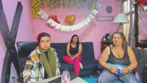 Snapshot of hanna_mature01 chatting on 03-09-26, 11:58 Hanna online show from 03-09-26, 11:58