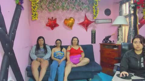 Snapshot of hanna_mature01 chatting on 03-13-26, 11:50 Hanna online show from 03-13-26, 11:50