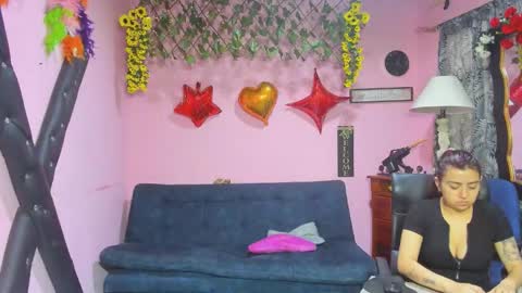 Snapshot of hanna_mature01 chatting on 03-14-26, 11:48 Hanna online show from 03-14-26, 11:48