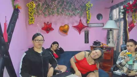 Snapshot of hanna_mature01 chatting on 03-20-26, 11:59 Hanna online show from 03-20-26, 11:59