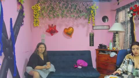 Snapshot of hanna_mature01 chatting on 03-27-26, 01:44 Hanna online show from 03-27-26, 01:44