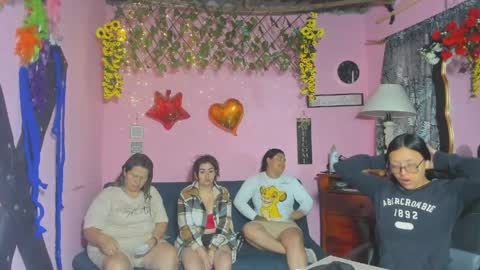 Snapshot of hanna_mature01 chatting on 03-28-26, 11:32 Hanna online show from 03-28-26, 11:32