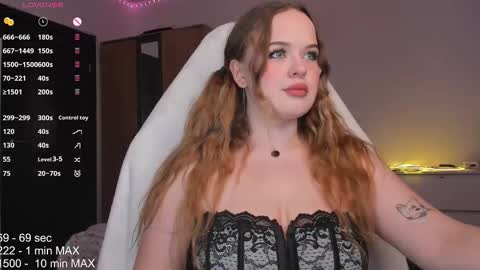 Snapshot of hanna_montanas chatting on 10-31-25, 08:43 hanna montanas online show from 10-31-25, 08:43