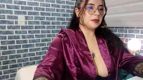 hanna_moons online show from 03-31-26, 02:13