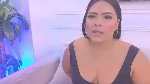 Snapshot of hanna_squirt_1 chatting on 06-13-26, 10:46 HANNA SOFIA online show from 06-13-26, 10:46