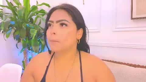 Snapshot of hanna_squirt_1 chatting on 07-06-26, 10:45 HANNA SOFIA online show from 07-06-26, 10:45