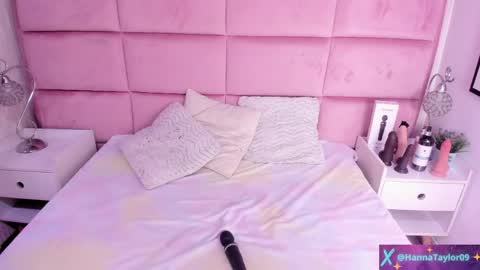  Hanna  online show from 04-12-26, 03:44