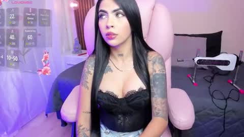 Snapshot of hanna_tylor_ chatting on 03-26-26, 08:47 Hanna online show from 03-26-26, 08:47