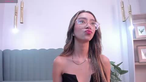 Snapshot of hannacarttier_ chatting on 06-22-26, 12:35 Hanna Carttier online show from 06-22-26, 12:35