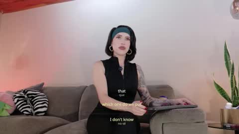 Hannah  online show from 02-28-26, 12:55