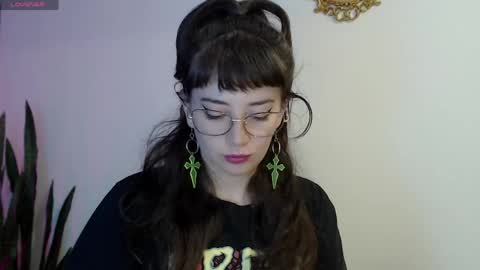 HannahHexx online show from 04-22-26, 03:09