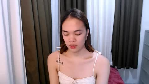 HANNAH online show from 05-26-26, 03:24