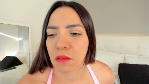 Snapshot of hannamartinnez chatting on 06-16-26, 12:08 hannamartinnez online show from 06-16-26, 12:08