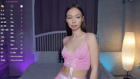 Hanna online show from 03-26-26, 07:47