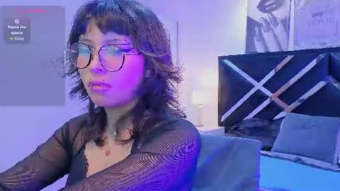 Snapshot of hannita_01 chatting on 06-13-26, 11:52 hannita_01 online show from 06-13-26, 11:52