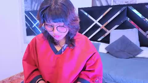 Snapshot of hannita_01 chatting on 06-22-26, 12:13 hannita_01 online show from 06-22-26, 12:13