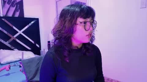 Snapshot of hannita_01 chatting on 07-03-26, 12:00 hannita_01 online show from 07-03-26, 12:00