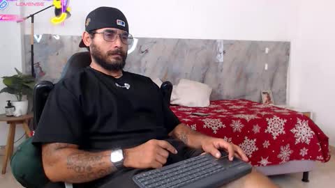 hanz_col online show from 02-08-26, 05:27