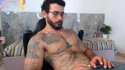 hanz_col online show from 05-14-26, 04:47
