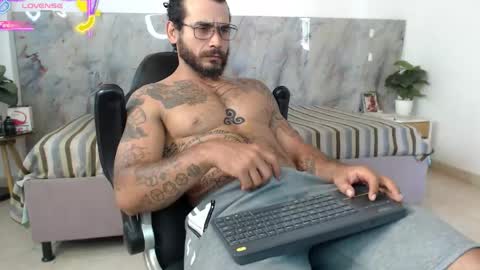 hanz_col online show from 05-17-26, 06:37