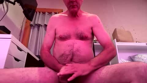 Snapshot of happybrian5 chatting on 05-31-26, 02:24 happybrian5 online show from 05-31-26, 02:24