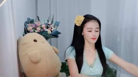 Daisy online show from 06-17-26, 03:02
