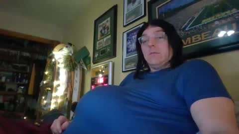 Snapshot of happynpregnantmi chatting on 04-26-26, 06:05 happynpregnantmi online show from 04-26-26, 06:05