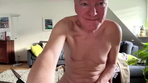 Harry online show from 03-10-26, 07:13