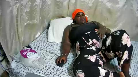 happysonia online show from 02-14-26, 10:17