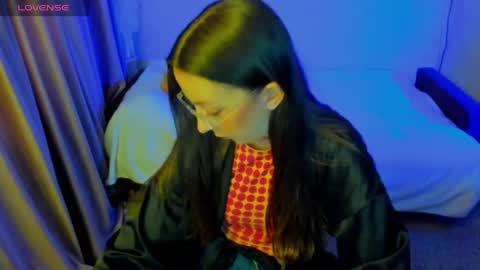 Stephanie online show from 05-21-26, 03:52