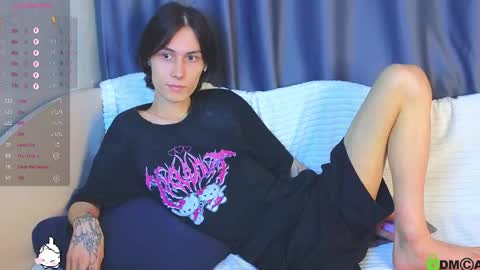Snapshot of hard__fantasy chatting on 06-04-26, 10:16 Mark online show from 06-04-26, 10:16