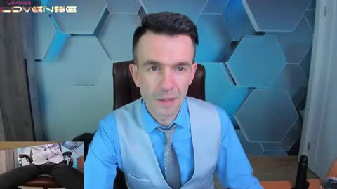 Steve online show from 05-19-26, 10:32