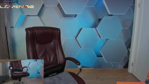 Steve online show from 05-27-26, 03:31