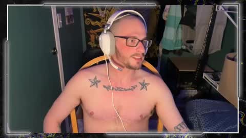 Snapshot of hardaf_ftm chatting on 02-04-25, 12:08 Transman hard AF online show from 02-04-25, 12:08