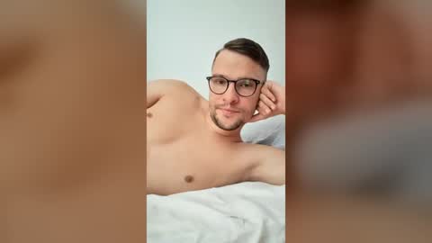 hardboylovemilfmoom online show from 07-26-26, 04:36