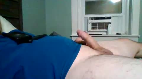 Snapshot of hardcockoncam22 chatting on 10-16-25, 02:12 cervixpainter25 online show from 10-16-25, 02:12