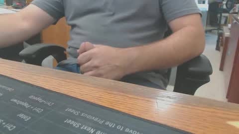 Snapshot of hardcumcan chatting on 09-18-25, 09:28 hardcumcan online show from 09-18-25, 09:28