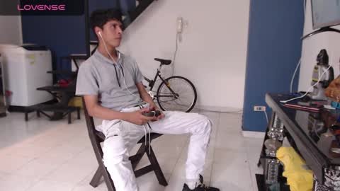 Andres Dean online show from 02-12-25, 09:54