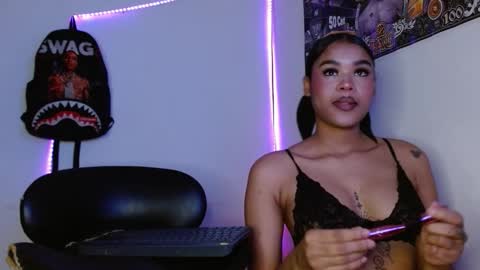 harley_quinnn111 online show from 03-20-26, 01:32