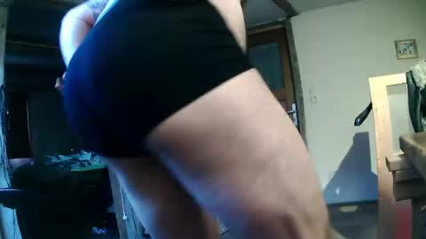 Snapshot of harleywerner chatting on 07-06-26, 11:29 harleywerner online show from 07-06-26, 11:29
