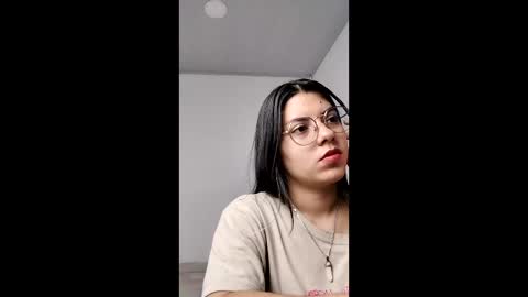 Snapshot of harper_ks1 chatting on 05-26-26, 02:29 Harper online show from 05-26-26, 02:29