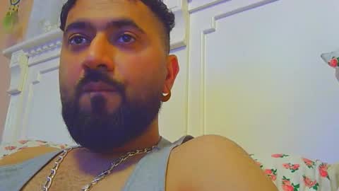 Snapshot of harry11009 chatting on 02-09-26, 11:42 harry11009 online show from 02-09-26, 11:42