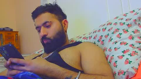 Snapshot of harry11009 chatting on 03-08-26, 01:14 harry11009 online show from 03-08-26, 01:14