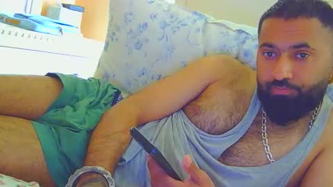 Snapshot of harry11009 chatting on 04-12-26, 08:58 harry11009 online show from 04-12-26, 08:58