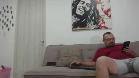 Snapshot of harrycum4you chatting on 06-05-26, 03:35 hannaandharri online show from 06-05-26, 03:35