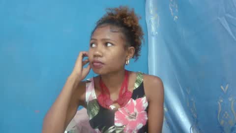 Snapshot of hasleyinah chatting on 06-18-26, 02:10 hasleyinah online show from 06-18-26, 02:10