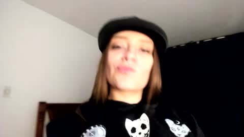 Nicole Dior online show from 06-25-26, 05:07