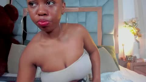 hazel_lanee online show from 05-23-26, 06:29