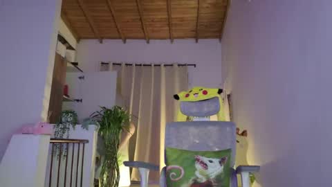 Snapshot of hazelbrownn23 chatting on 07-04-26, 12:50 Hazel Brown online show from 07-04-26, 12:50