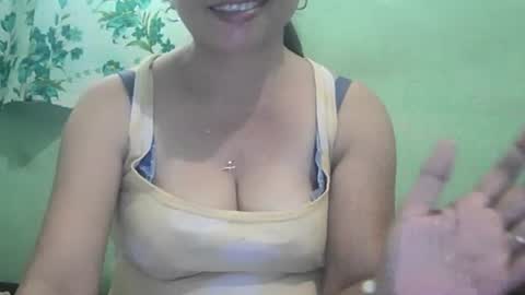 Snapshot of hazeldhane chatting on 06-23-26, 06:44 hazeldhane online show from 06-23-26, 06:44